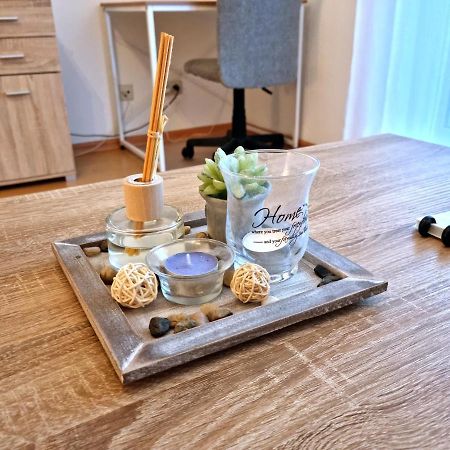 Brise Business Apartment Nahe Leipziger Messe - Porsche - Bmw - Dhl - Wlan - Parkplatz - Business Travelers Only Esterno foto